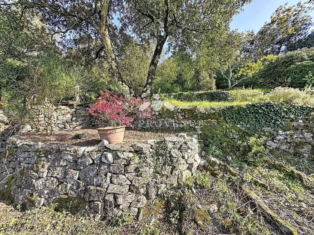 Maison à SOLLIES-TOUCAS