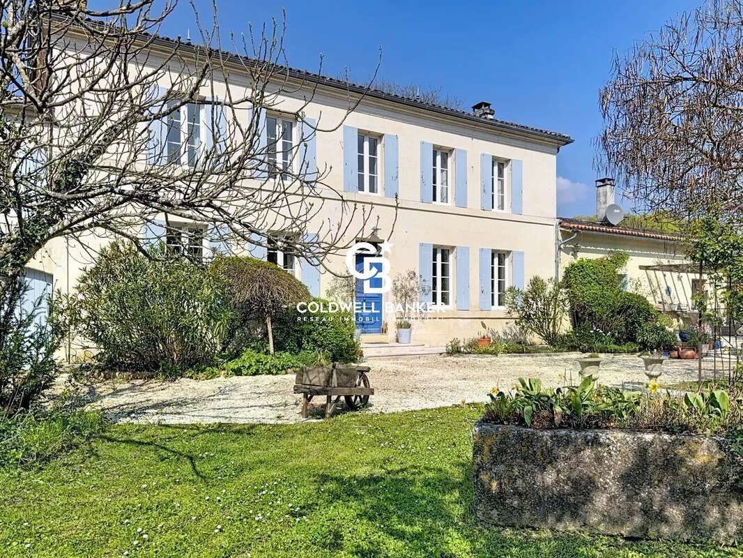 Maison à DOMPIERRE-SUR-CHARENTE