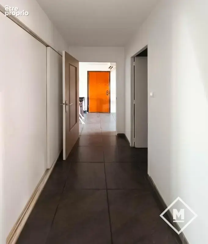 Lumineux appartement T4 avec balcon à Marseille 10ème, idéalement situé - photo 15