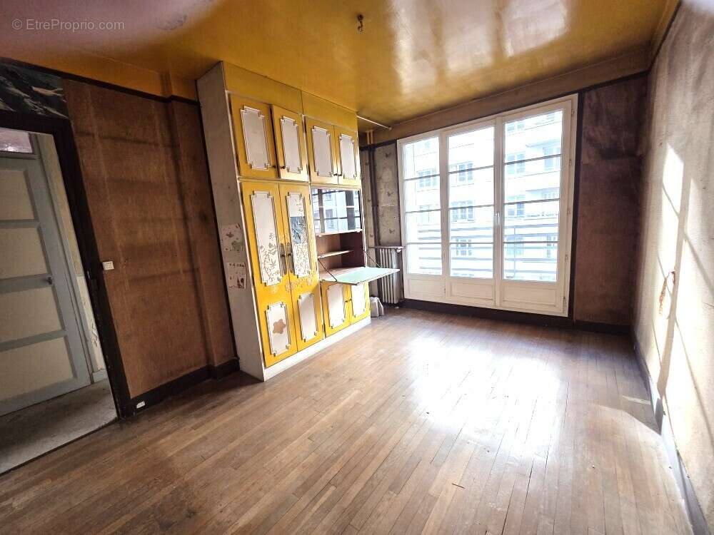 Appartement à ISSY-LES-MOULINEAUX