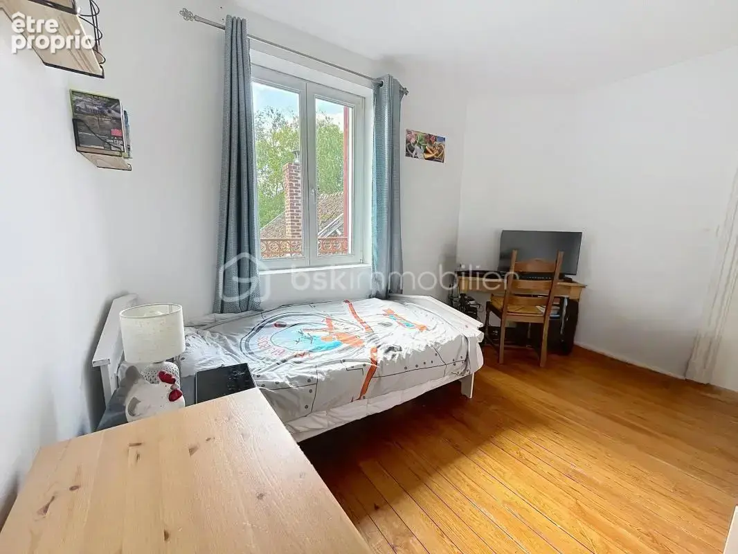 Maison de caractere  avec sous sol et grand jardin - photo 4