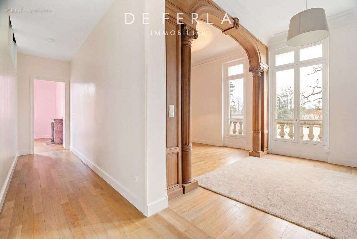 Maison à LE VESINET