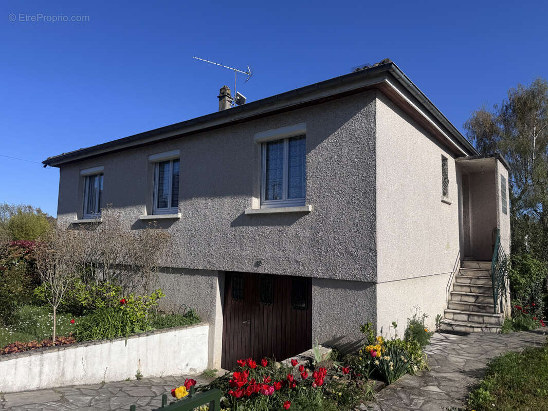 Maison à SAINT-VRAIN