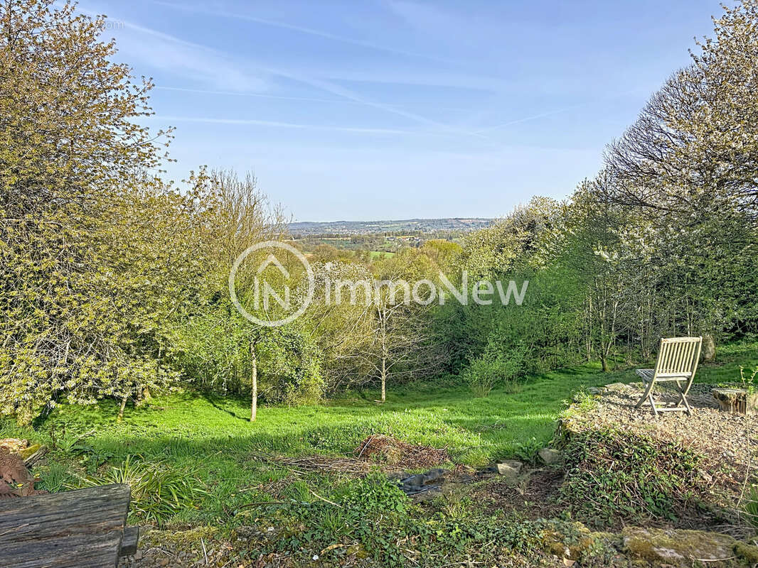 Belle maison pierre annees 1700  de 190 m2 environ sur terrain 1,8 hectare environ - photo 17