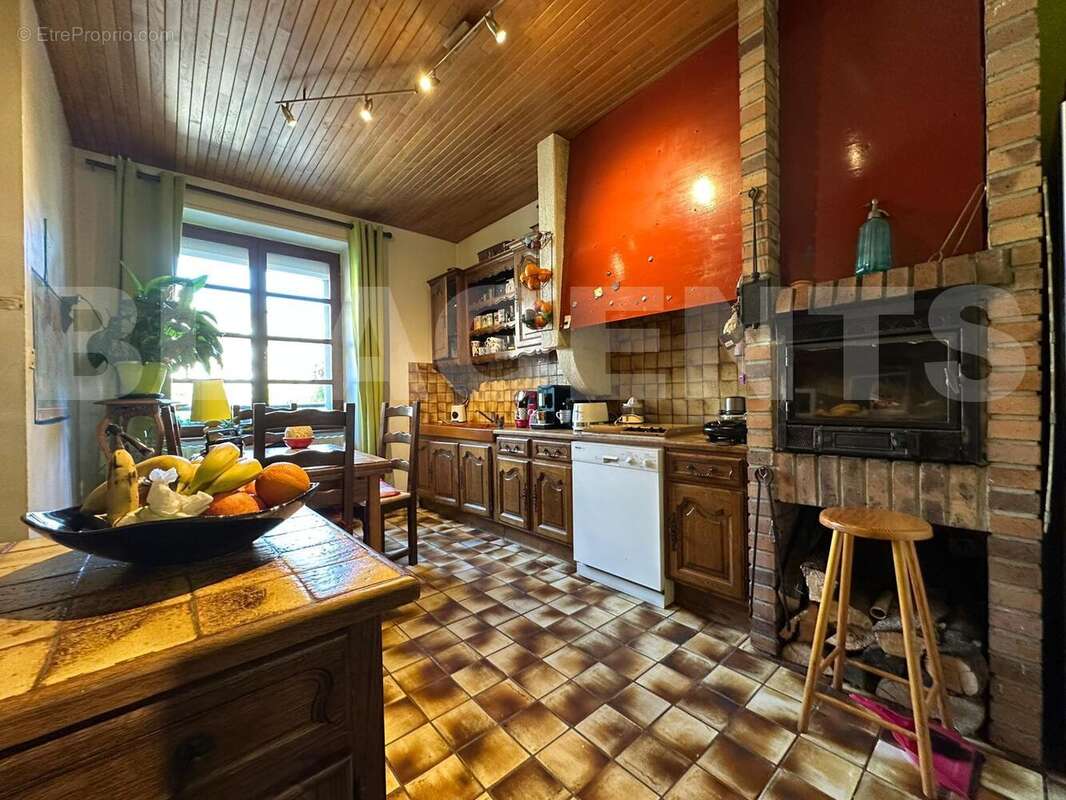 IMG-20250513-WA0007 - Maison à CARIGNAN