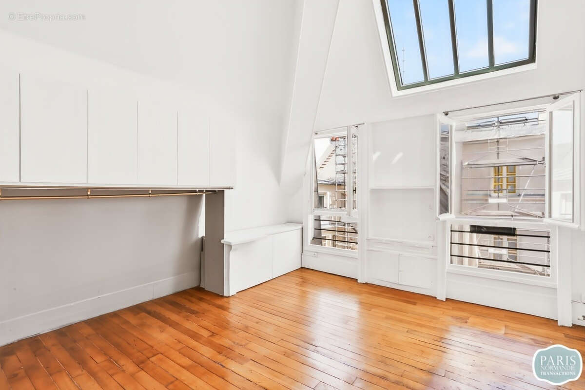 Appartement à PARIS-6E