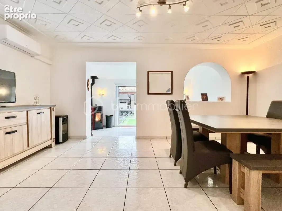 Jolie Maison avec Piscine refaite entièrement à neuf - photo 6