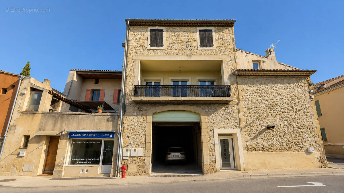 Maison à CADENET