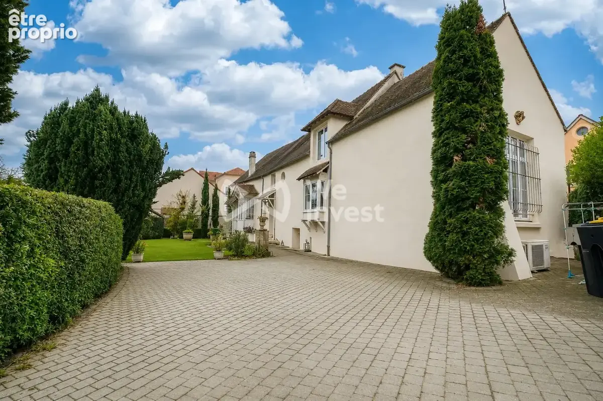 Maison 8 pièces 203 m² à vendre à Villiers-Sur-Morin (77580) - photo 2