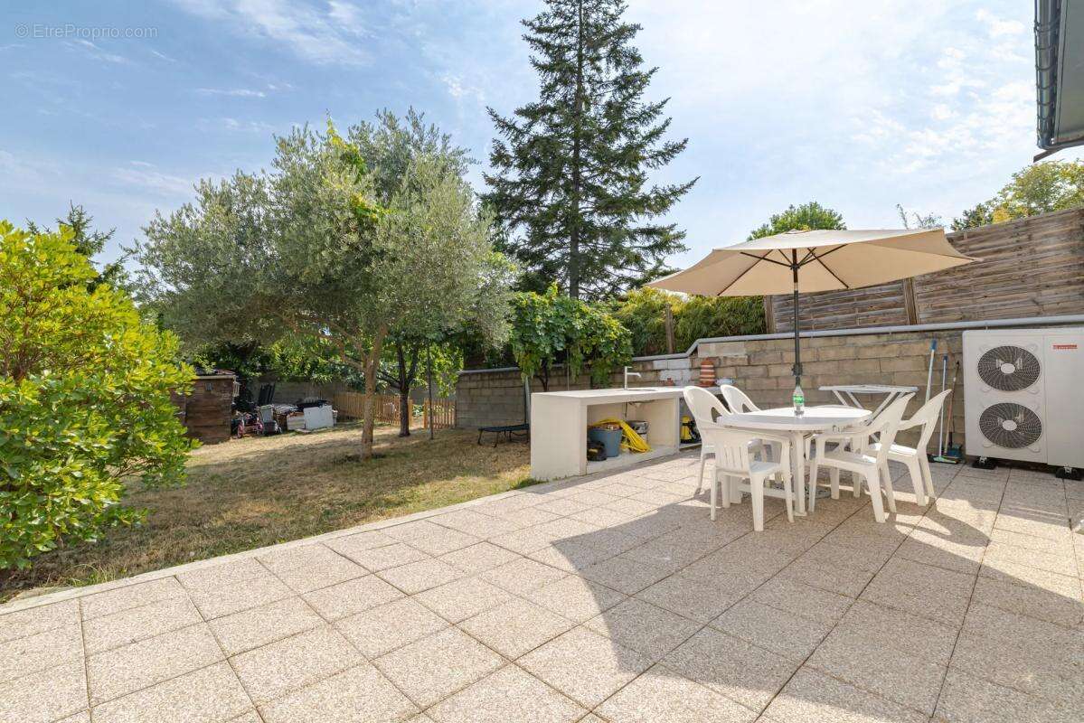 Maison de 4 pièces de 51m² (89m2 au sol) à Montfermeil - photo 10