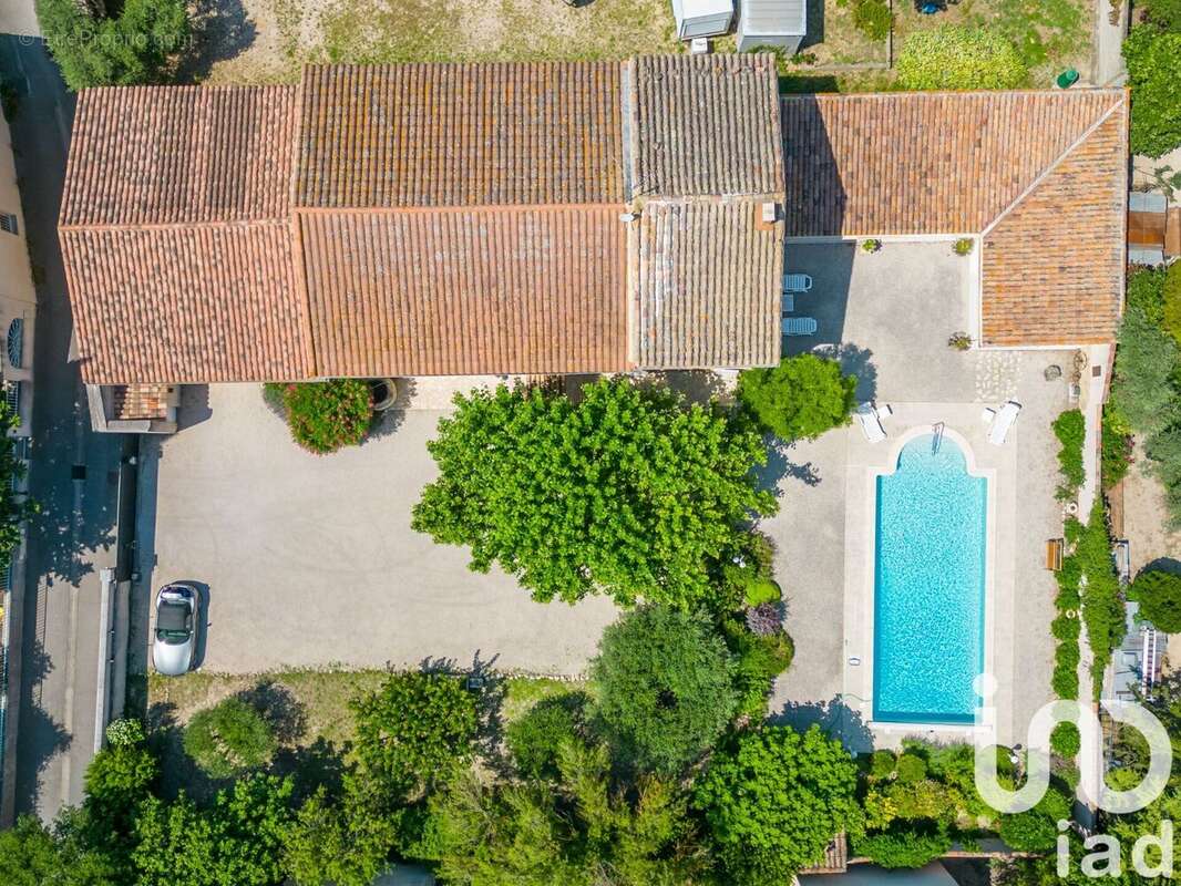 Photo 2 - Maison à SAINT-SATURNIN-LES-AVIGNON