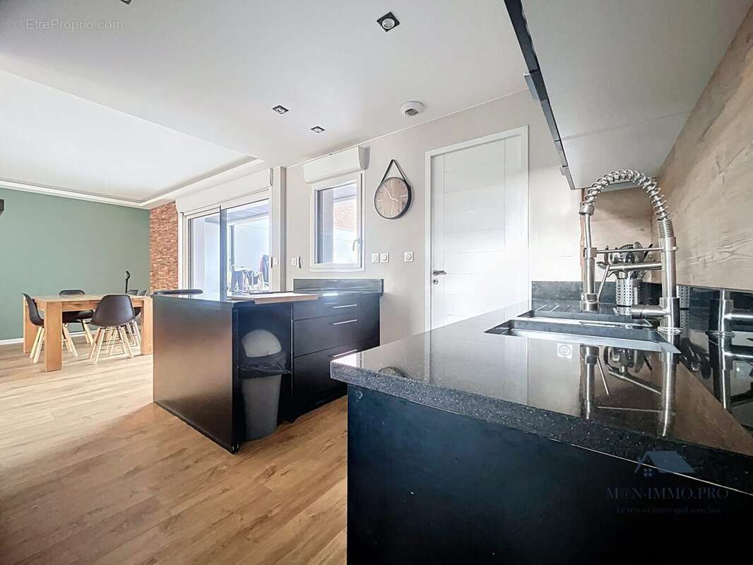 Maison à HAZEBROUCK