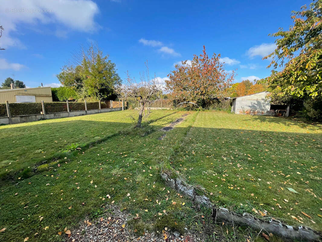 Maison à SAINT-AGIL