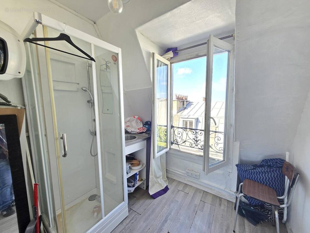 Appartement à PARIS-9E