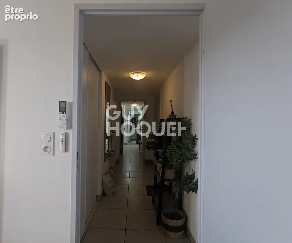 Appartement T3 Près d'Arènes 65 m2 + double terrasse + garage - photo 10