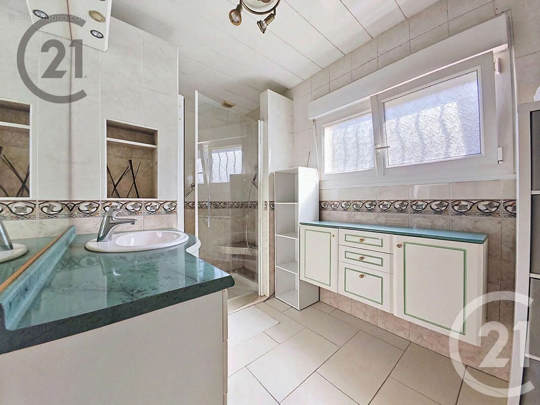 Maison 162 m² à Ablancourt  - photo 12