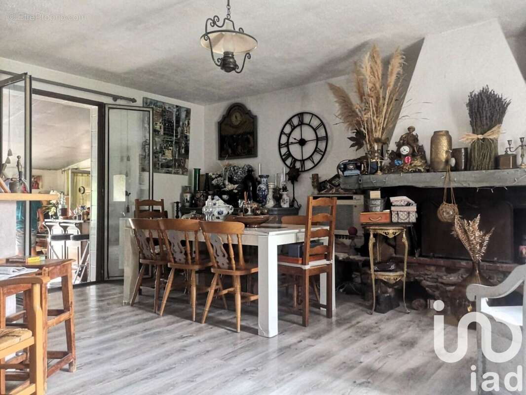 Photo 3 - Maison à ROCBARON