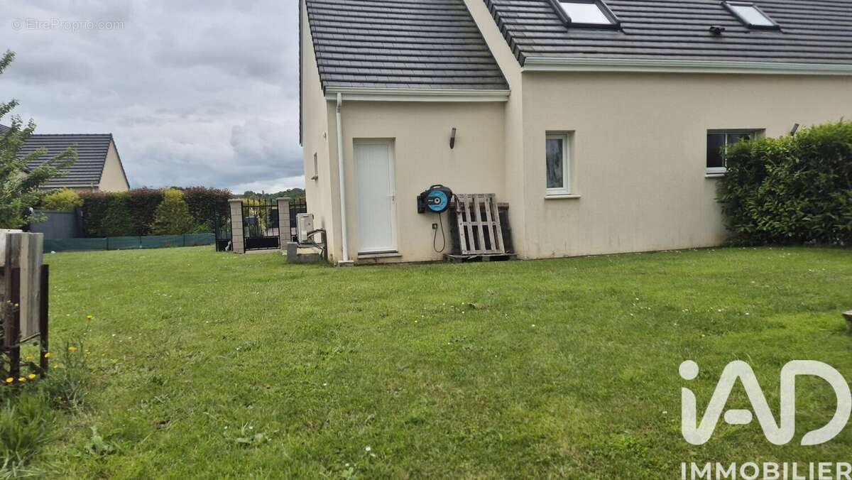 Photo 3 - Maison à HEROUVILLETTE