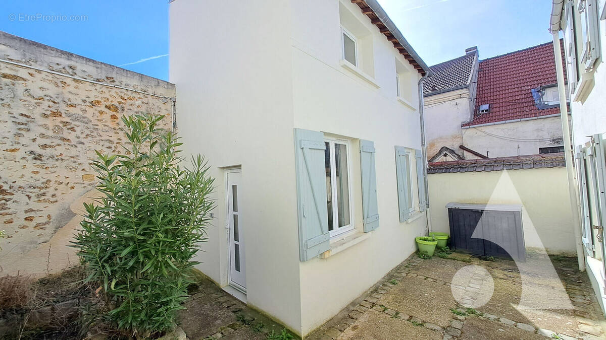 Maison à CHEVREUSE