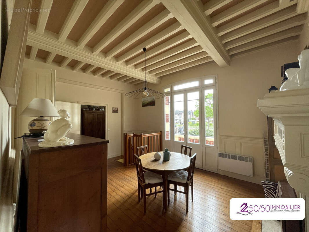 Appartement à CABOURG