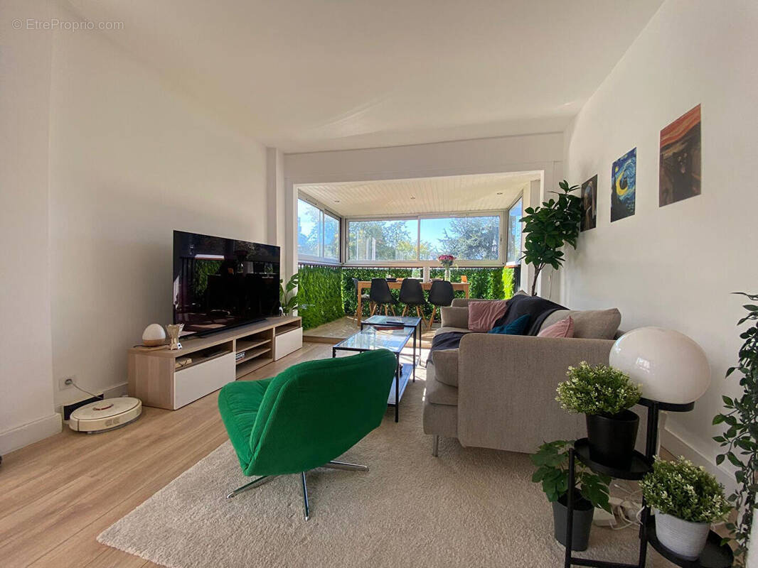 Appartement à LE CHESNAY