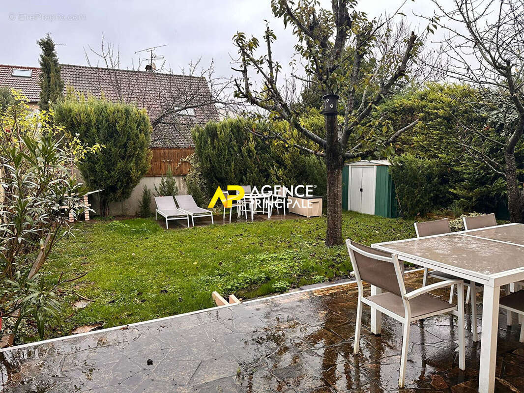 Appartement à SARTROUVILLE
