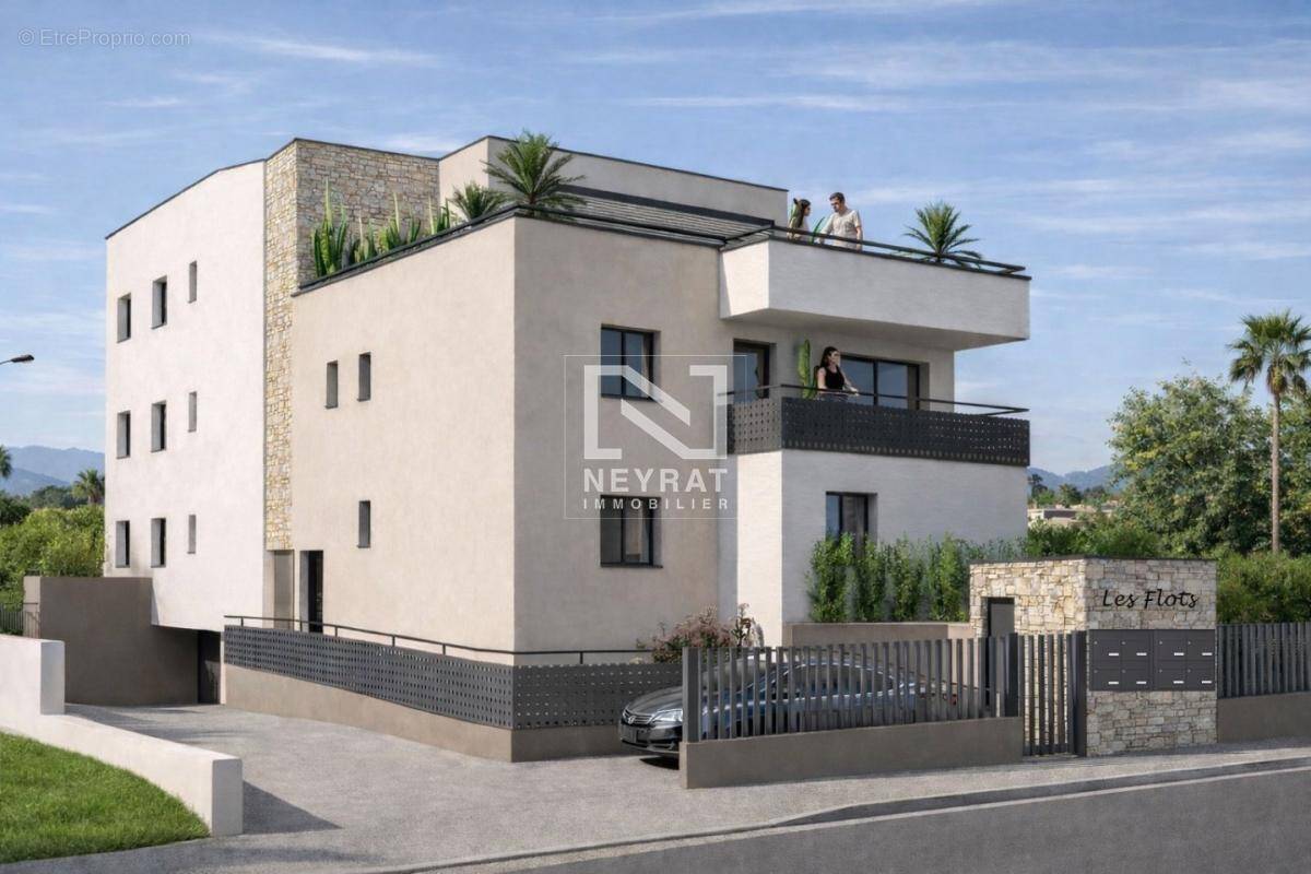 Appartement à FREJUS