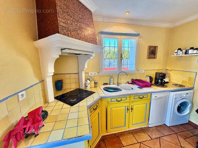 Maison à SAINT-CEZAIRE-SUR-SIAGNE