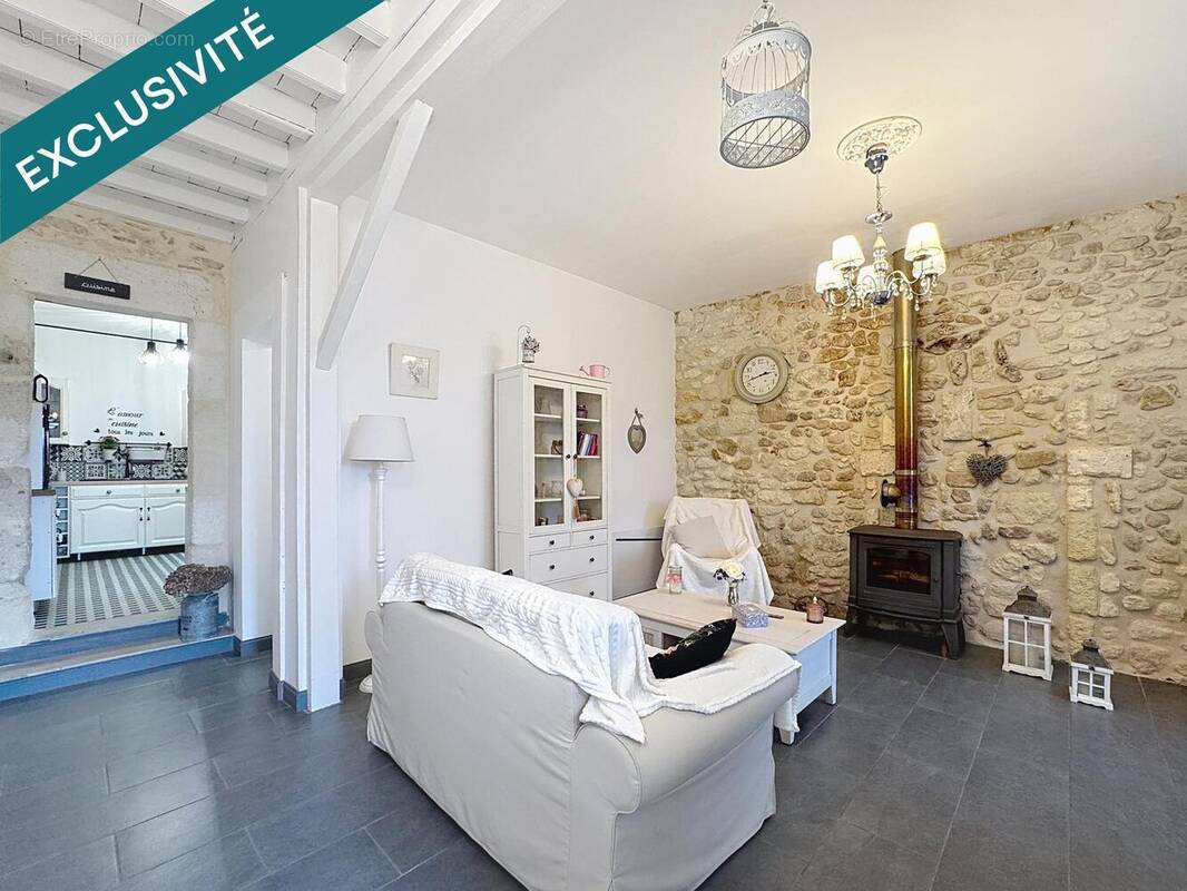 Photo 1 - Maison à SAINT-ESTEPHE