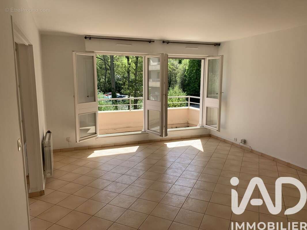 Photo 6 - Appartement à SAINT-REMY-LES-CHEVREUSE