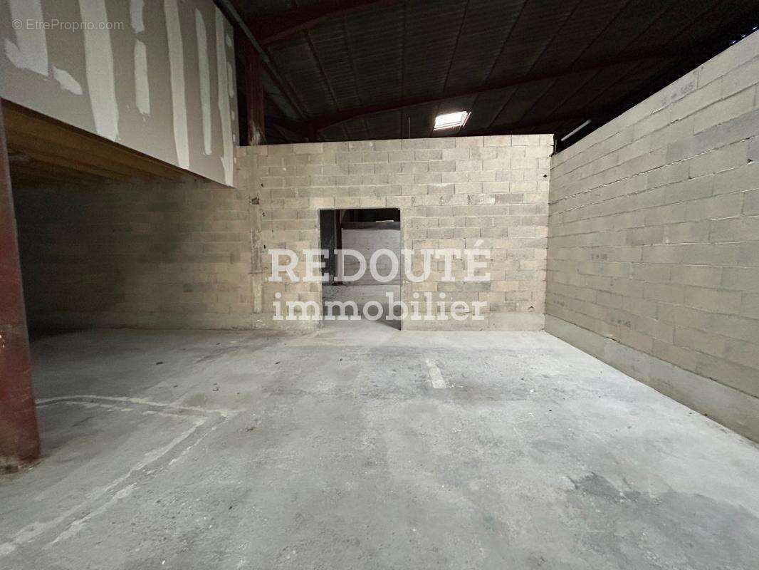 Commerce à TINQUEUX