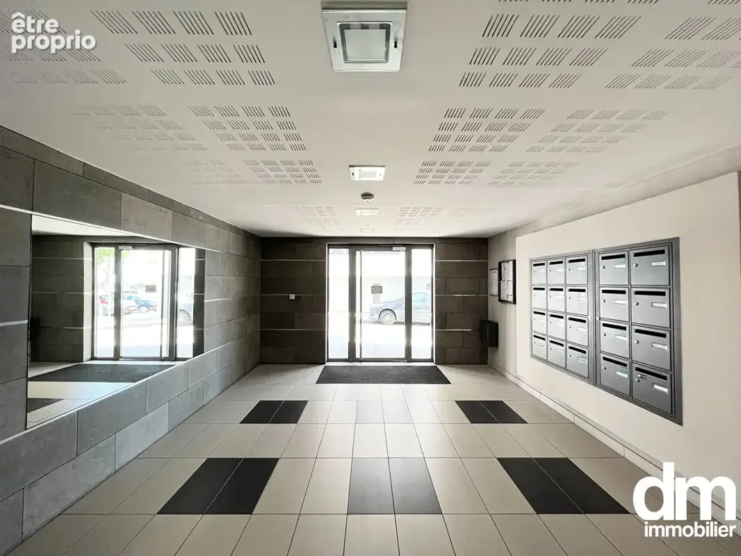 Appartement Martigues 2 pièces (43 m2) avec loggia (13m2) - photo 3
