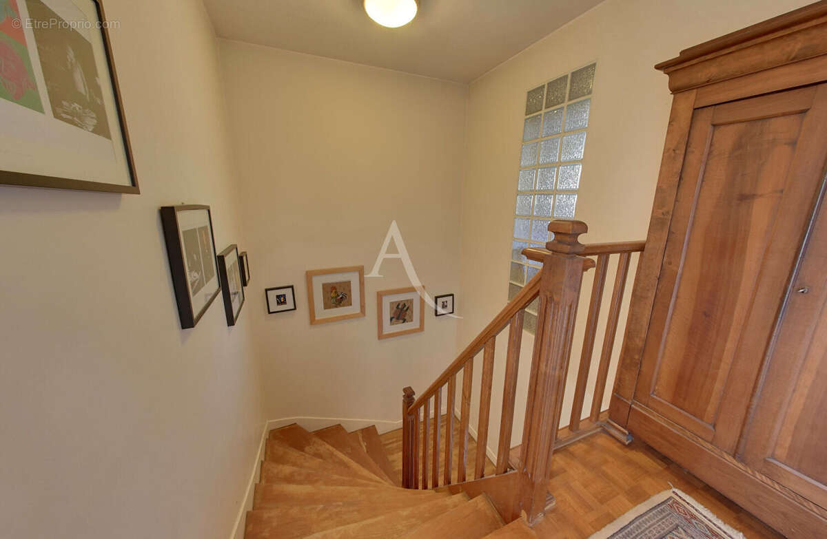 Maison à CHAMPIGNY-SUR-MARNE