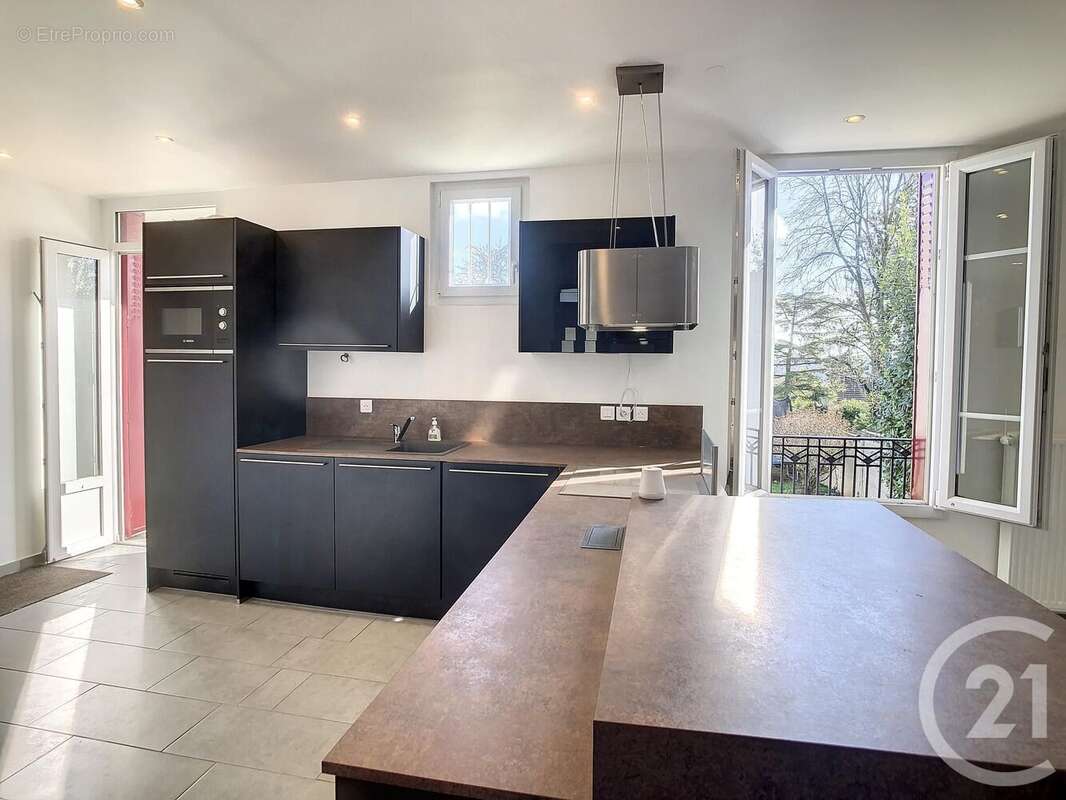 Photo 8 - Maison à THIAIS