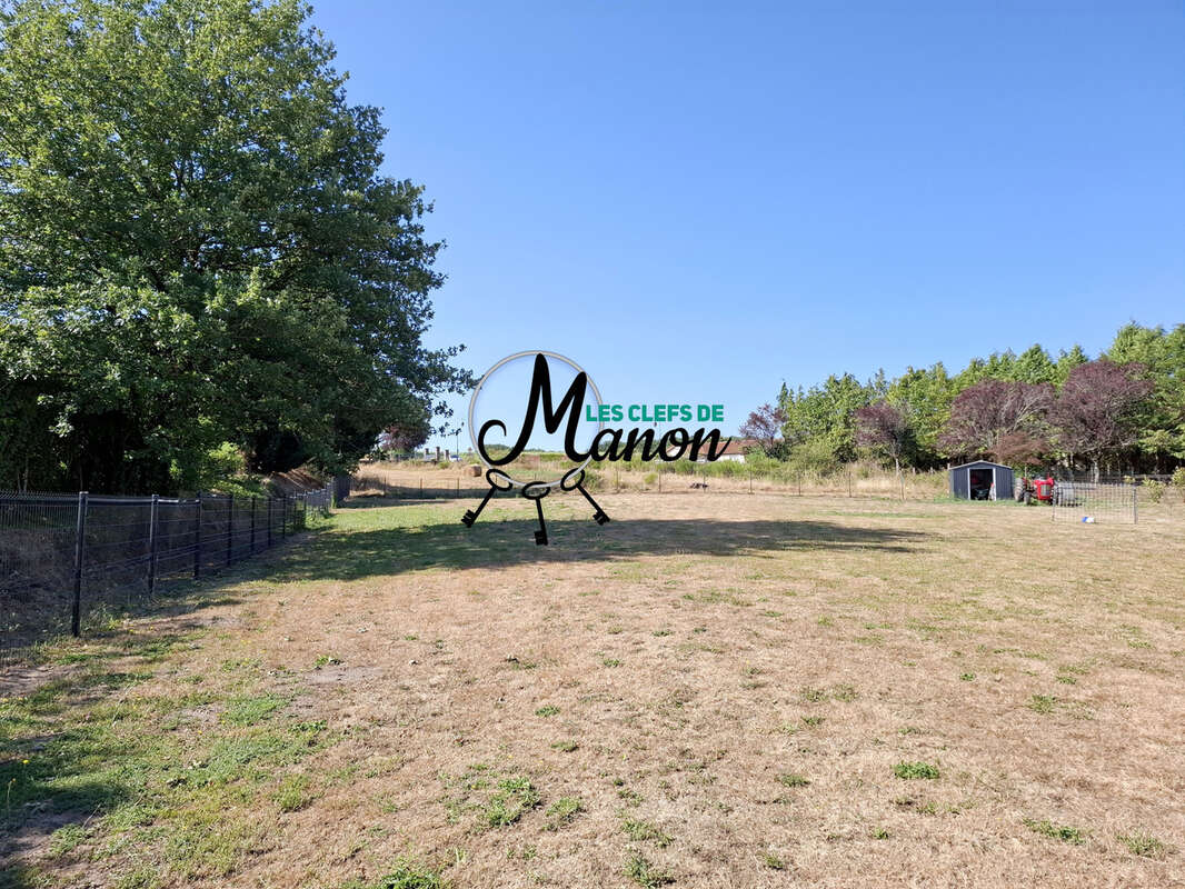 Terrain constructible 1187m2 - photo 6
