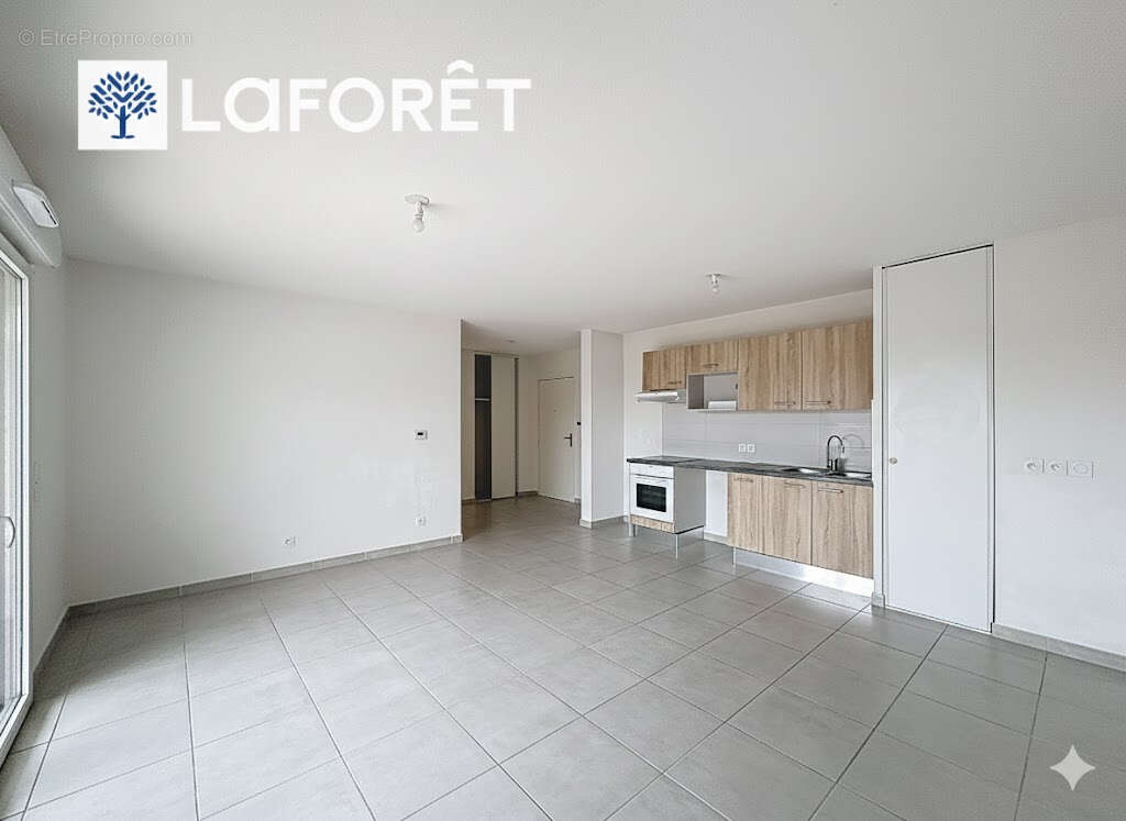 Appartement à L&#039;ISLE-D&#039;ABEAU