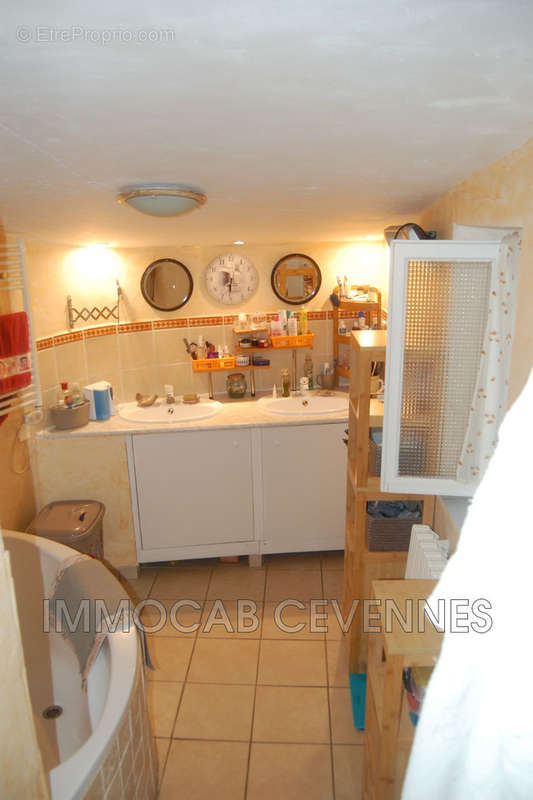 Maison à SAINT-AMBROIX