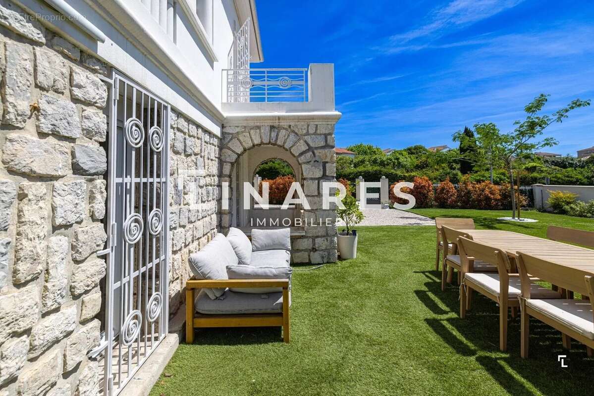 Maison à MARSEILLE-8E