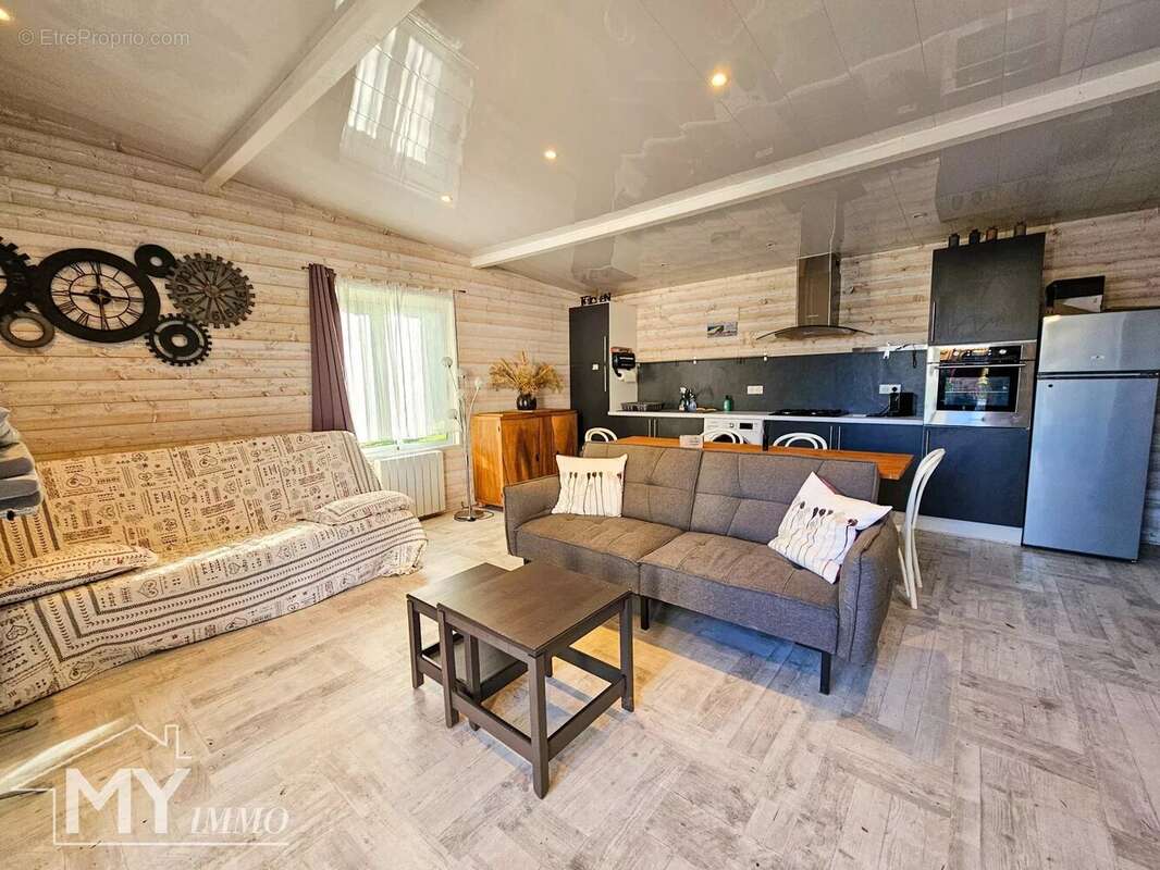 Maison à SAINT-AVIT-SAINT-NAZAIRE