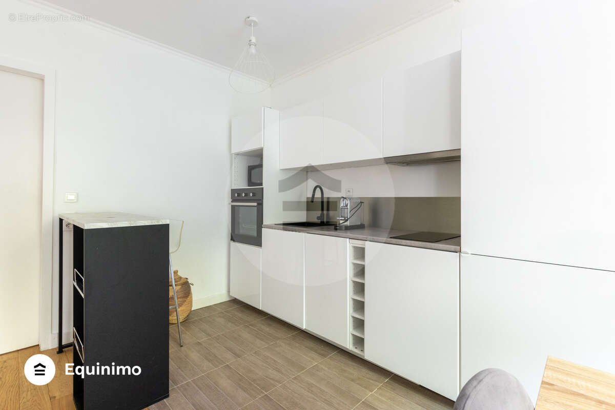 Appartement à NEUILLY-SUR-SEINE