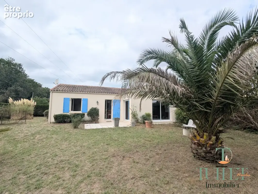 Photo Maison à La Tremblade au prix de 313 200€