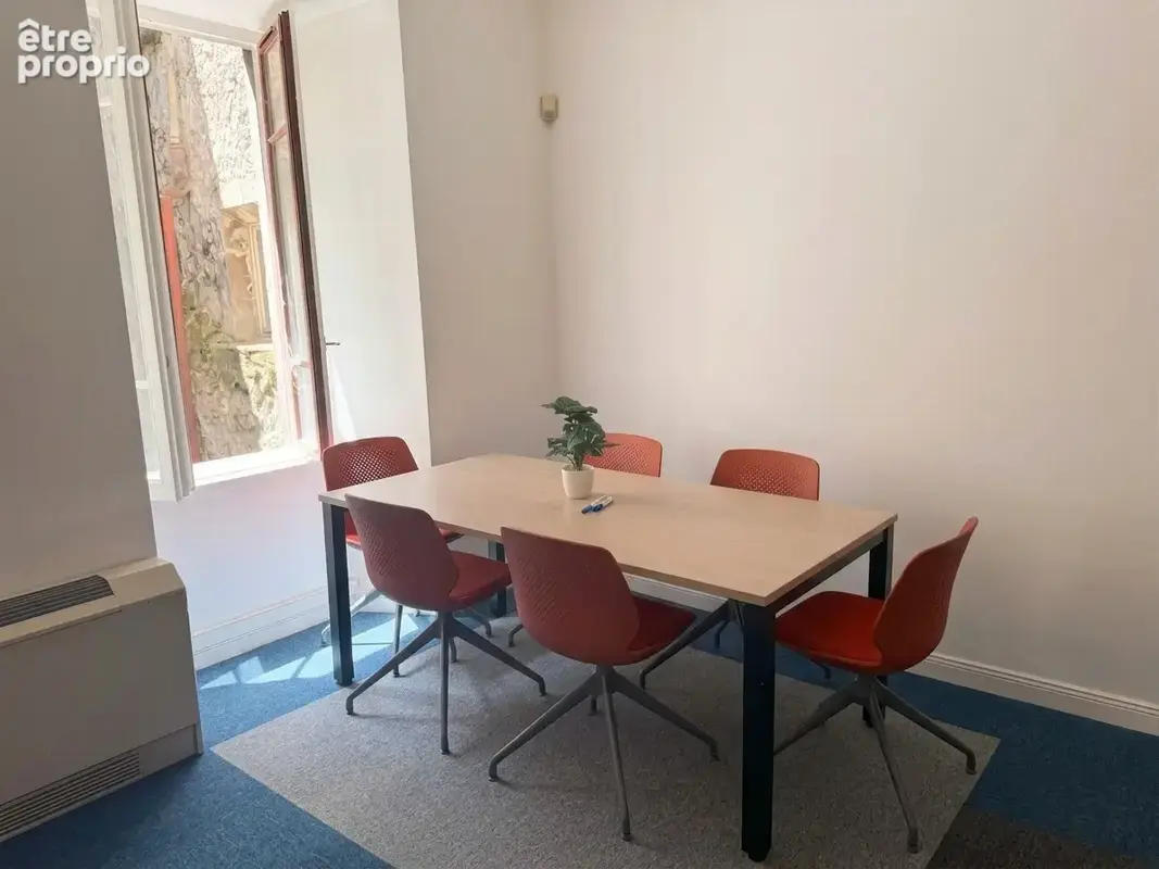 Chambery -plateaux de bureaux 286m2 - a vendre - photo 2