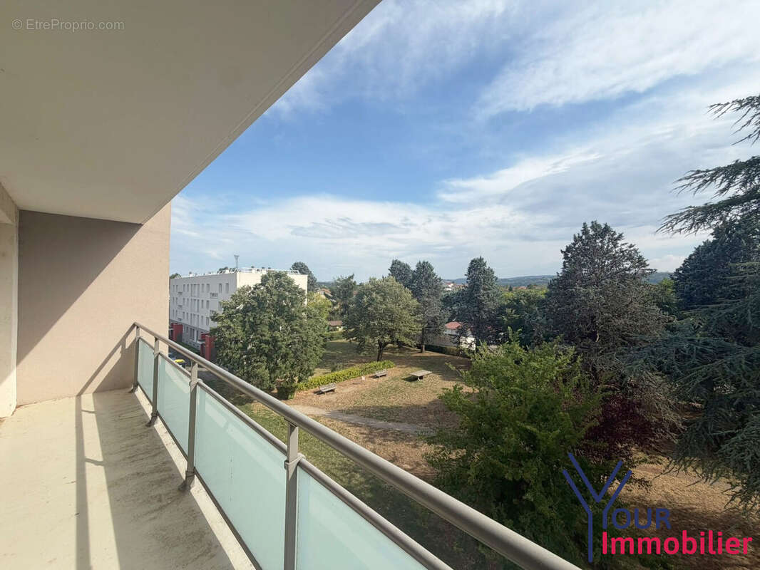 Appartement 58 m² à Grigny  - photo 2