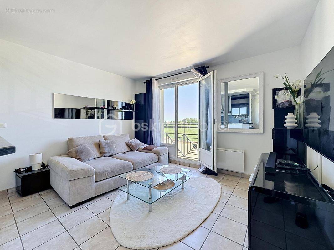 Appartement à NEAUPHLE-LE-CHATEAU