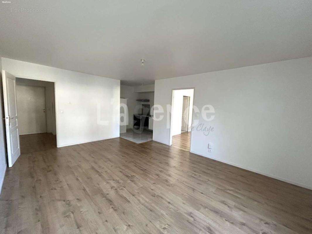 Appartement à CLAYE-SOUILLY