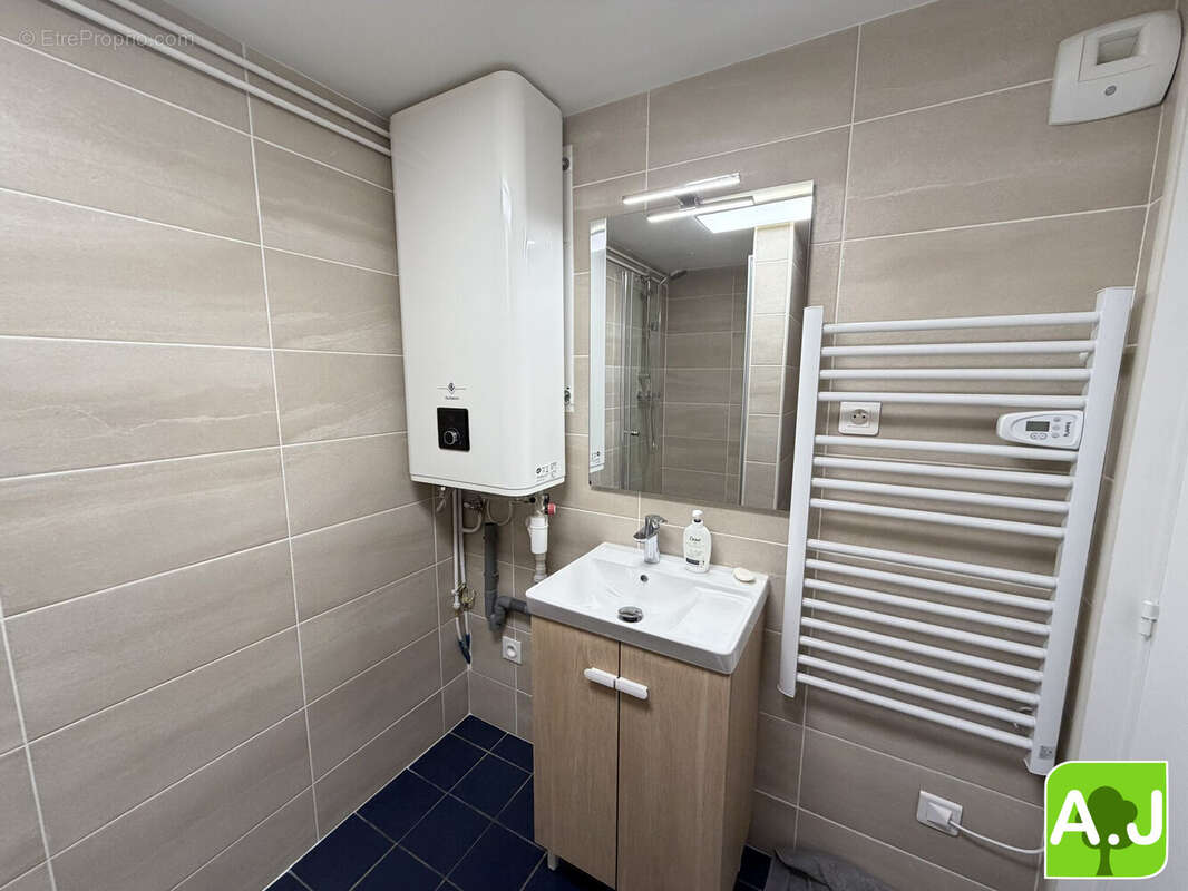 Appartement à IVRY-LA-BATAILLE