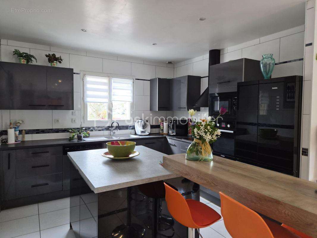 Maison à JOUE-LES-TOURS