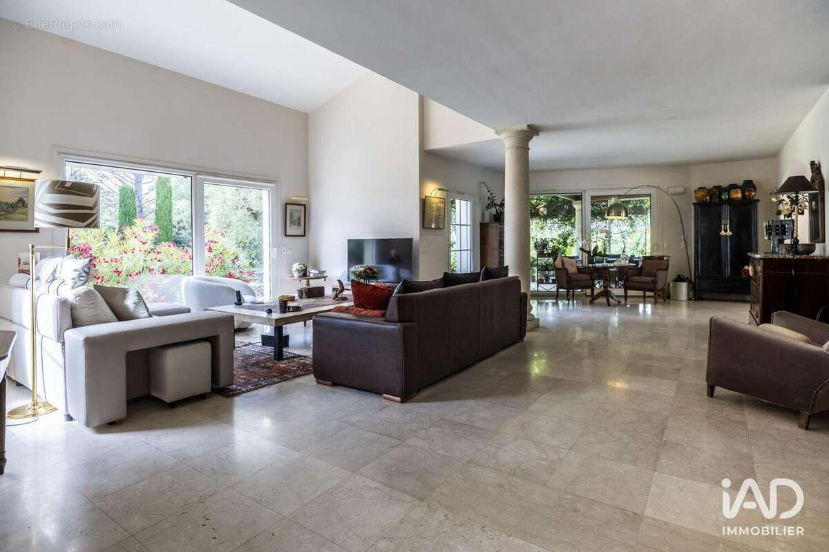 Photo 4 - Maison à VAISON-LA-ROMAINE