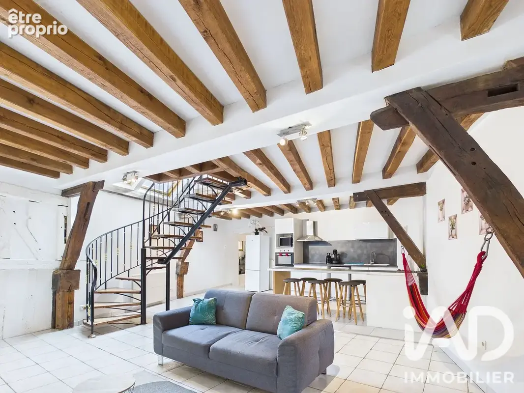 Photo 1 - Appartement à TROYES