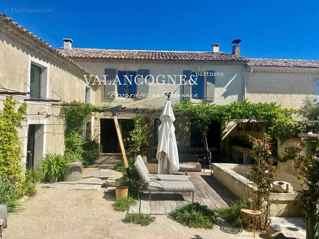 Maison à MOLLEGES